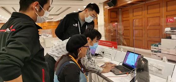 北京聯通為外國記者提供通信網絡服務w.jpg